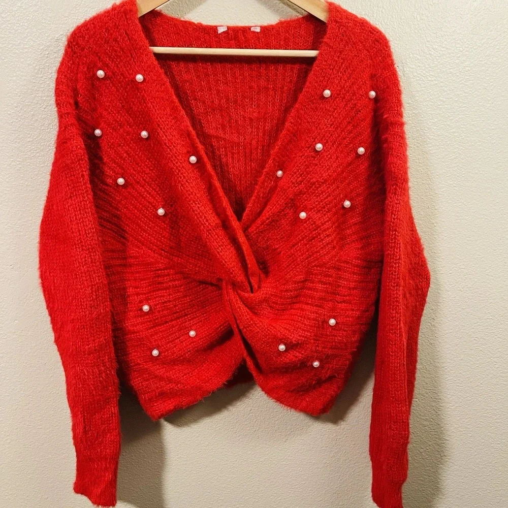 No Boundaries Red Sweater Pearl Embellishments Fuzzy Cropped Front Twist Sz‎ XL